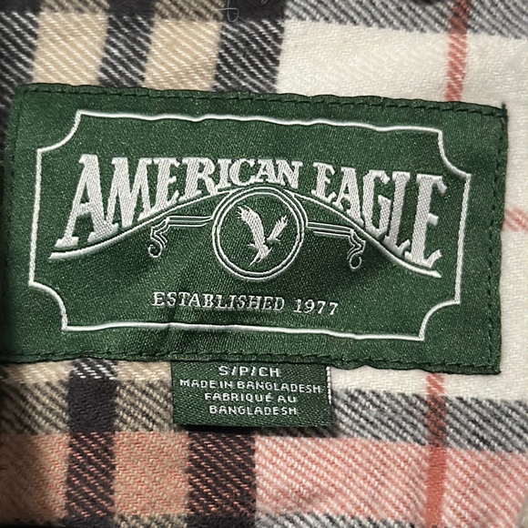 AMERICAN EAGLE - Men’s Soft Flannel Button Down Shirt - Picture 12 of 13